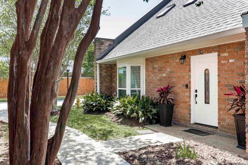 apt-24-152 S Foster Dr, Baton Rouge, LA, 70806-4147 | Card Image