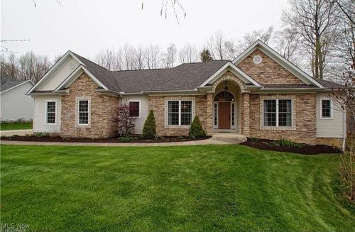 6526 Deer Haven Dr, Concord Township, OH, 44077-5935 | Card Image