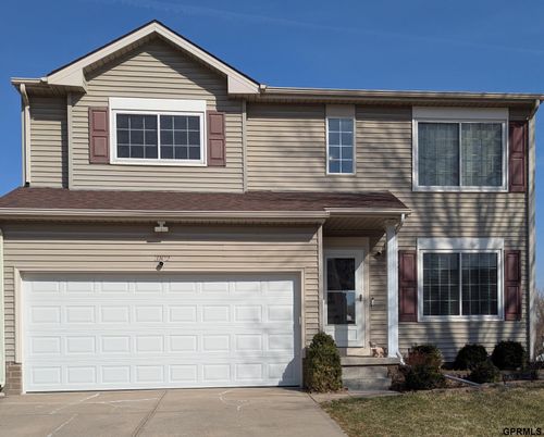 3102 Lone Tree Rd, Bellevue, NE, 68123-6212 | Card Image