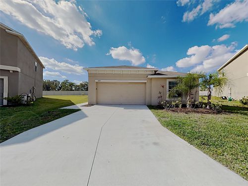 7235 Somerset Pond Dr, RUSKIN, FL, 33573-0127 | Card Image