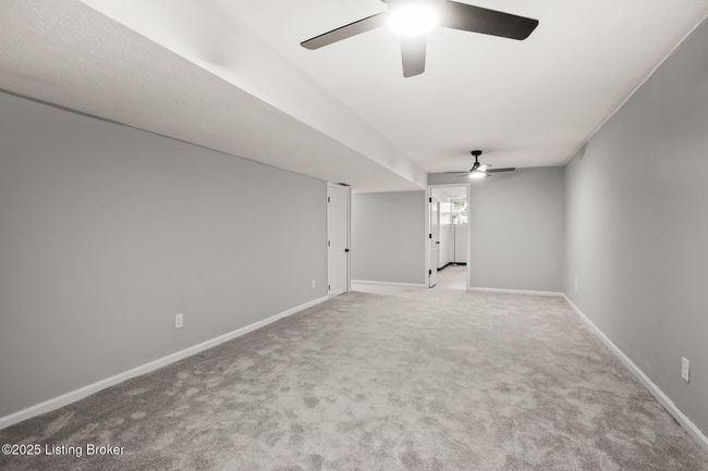 10707 Hickory Cove Ct, House other with 3 bedrooms, 4 bathrooms and null parking in Louisville KY | Image 28