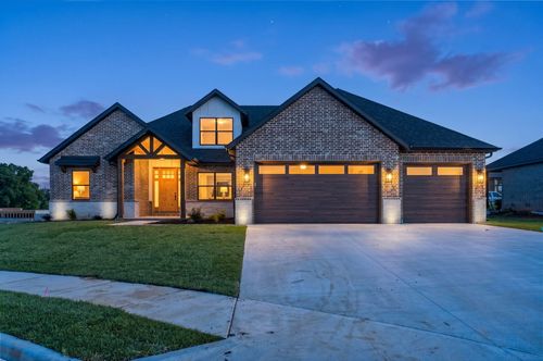 1749 E Skyline Ave, Ozark, MO, 65721-9759 | Card Image