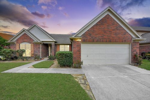 1722 Newmark Dr, Houston, TX, 77014-2697 | Card Image