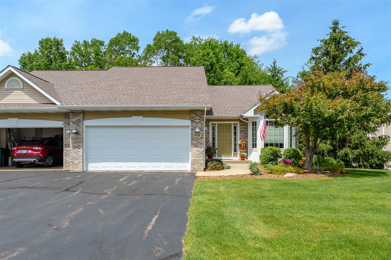 Potters Dr, Battle Creek, MI 49015