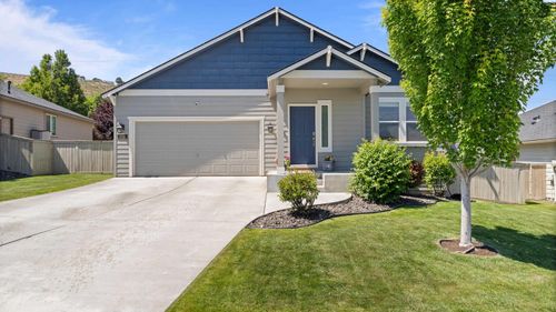 2010 S Kellogg Pl, Kennewick, WA, 99338-2535 | Card Image