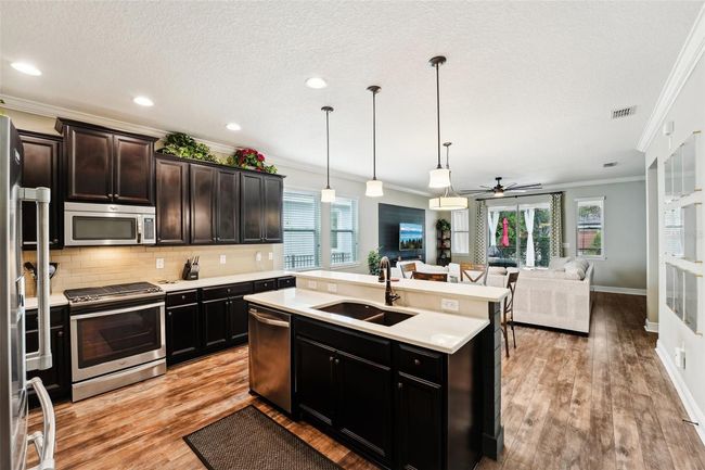 6005 Shell Ridge Dr, House other with 3 bedrooms, 2 bathrooms and null parking in LITHIA FL | Image 9