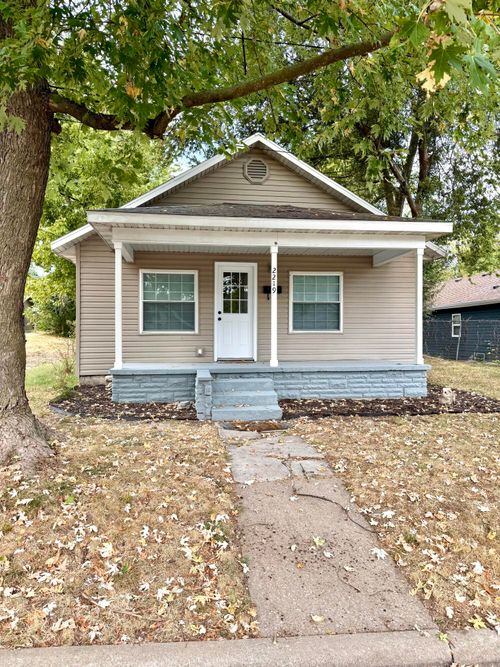 2219 N Nettleton Ave, Springfield, MO, 65803-1339 | Card Image