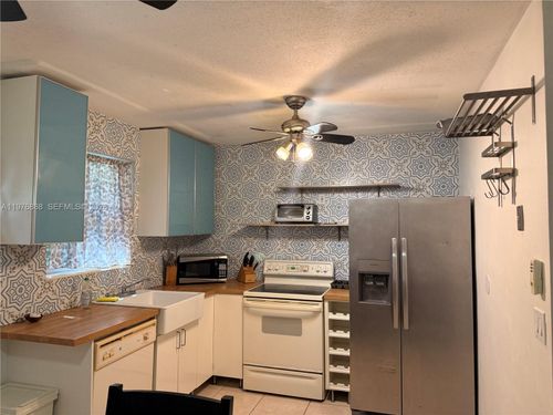 apt-105-1104 N 17th Ct, Hollywood, FL, 33020-3677 | Card Image