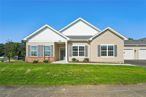 2102 S Links Ave, Butler, PA, 16001-7715 | Card Image