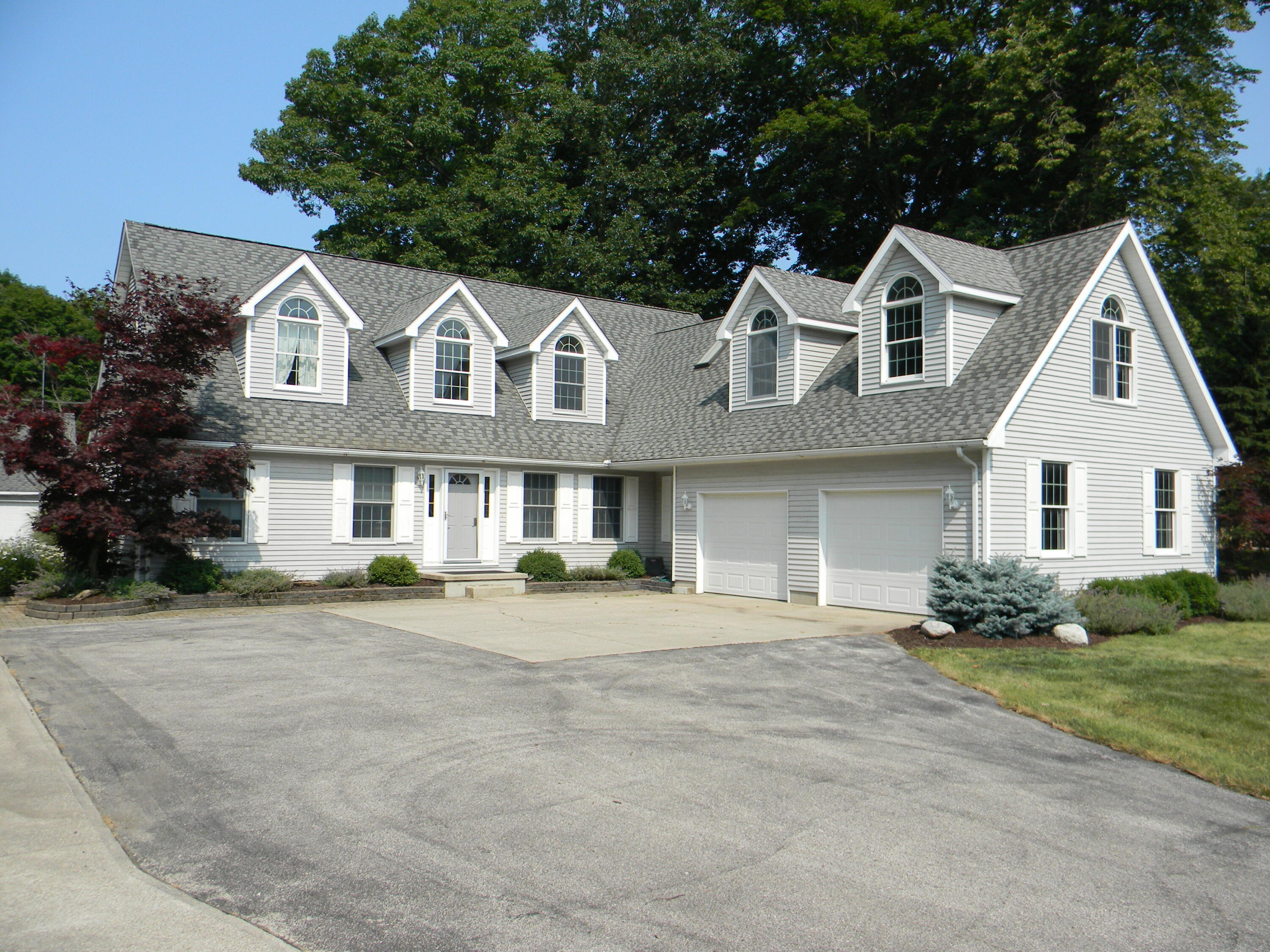 Lakeshore Dr, Ludington, MI 49431