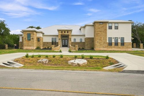 1125 Cordova Bnd, Canyon Lake, TX, 78133-6095 | Card Image
