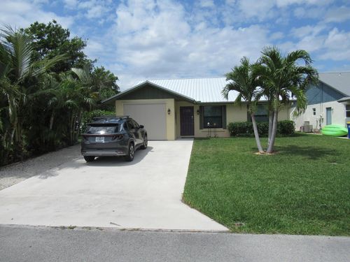 5832 Se Collins Ave, Stuart, FL, 34997-8054 | Card Image