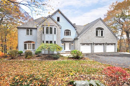 45 Lookout Lndg, Bolton, CT, 06043-7560 | Card Image