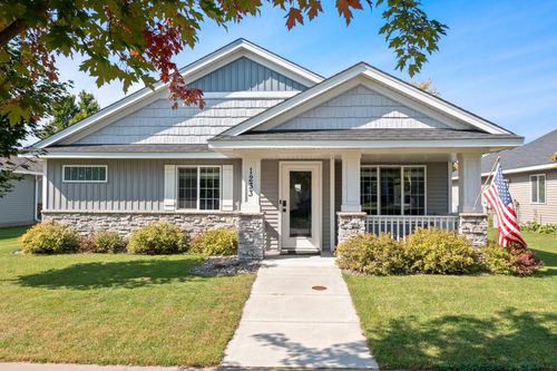 1233 Fern St S, Cambridge, MN, 55008-2246 | Card Image