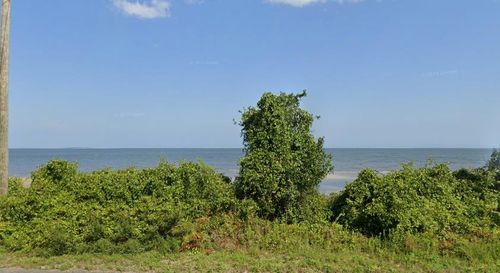 xx Highway 98 E, Carrabelle, FL, 32322-2284 | Card Image