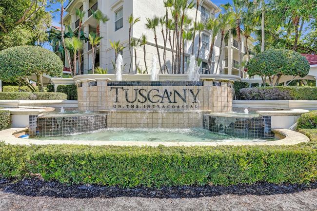 2113 Tuscany Way, Condo with 2 bedrooms, 2 bathrooms and null parking in Boynton Beach FL | Image 4