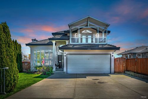 2226 Dublin St, New Westminster, BC, V3M3B1 | Card Image