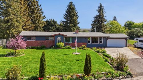 809 E Southview Ave, Colfax, WA, 99111-1637 | Card Image
