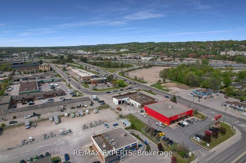 10-11 Hart Dr, Barrie, ON, L4N5M3 | Card Image