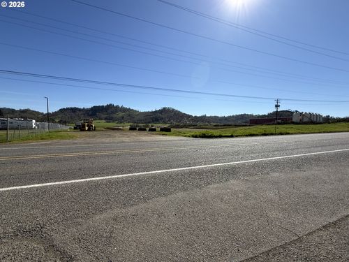 7849 Old Highway 99, Roseburg, OR, 97470 | Card Image