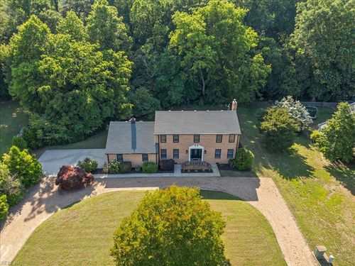 8957 River Cres, Suffolk, VA, 23433-1109 | Card Image