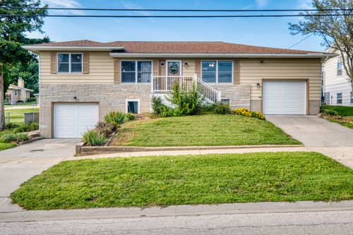 919 3rd Ave, Fulton, IL, 61252-1201 | Card Image
