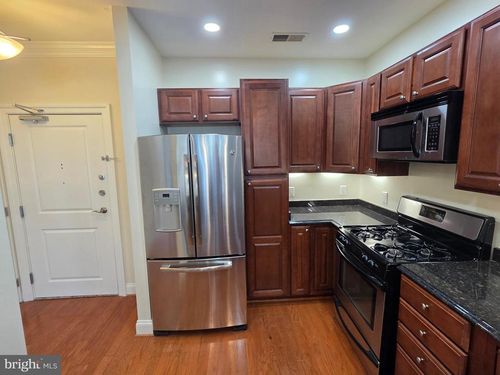 ph-608-38 Maryland Ave, ROCKVILLE, MD, 20850-0349 | Card Image
