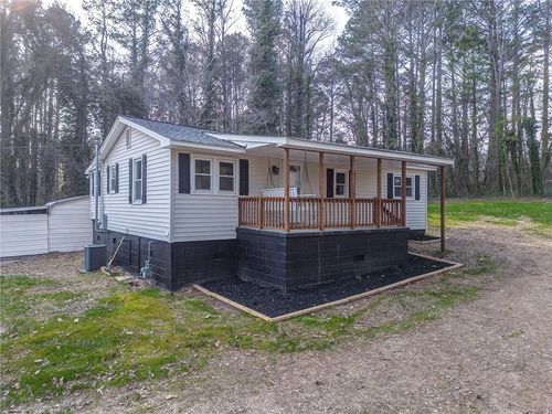 653 Fairview Rd, Ball Ground, GA, 30107-2611 | Card Image