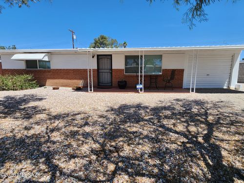 5225 E 26th St, Tucson, AZ, 85711-5807 | Card Image