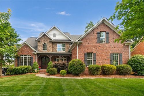 6122 Olde Fields Way, Pfafftown, NC, 27040-8222 | Card Image