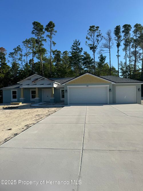 54 Village Center Dr, Homosassa, FL, 34446-5615 | Card Image