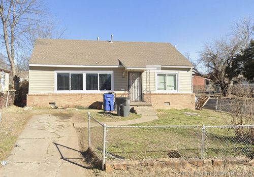 245 Young Pl, Tulsa, OK, 74106-3741 | Card Image