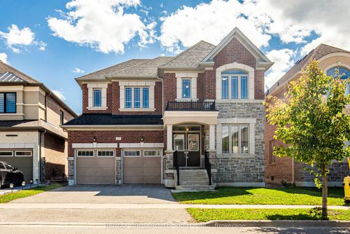 57 Walter English Dr, East Gwillimbury, ON, L9N0R8 | Card Image