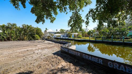 660 Longview Dr, LONGBOAT KEY, FL, 34228-3004 | Card Image