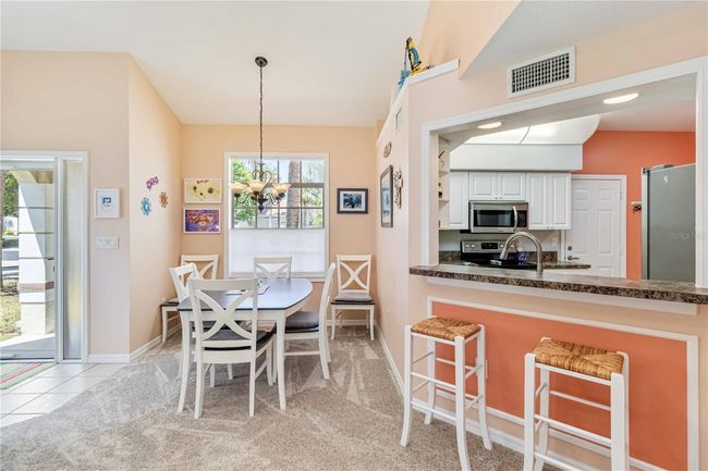 102 - 6339 Bay Cedar Ln, Condo with 2 bedrooms, 2 bathrooms and null parking in BRADENTON FL | Image 17