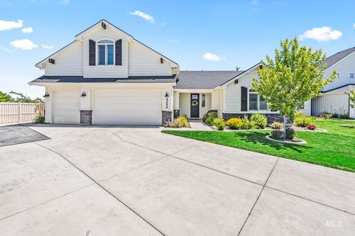 2250 N Churchview Ave, Middleton, ID, 83644-6148 | Card Image