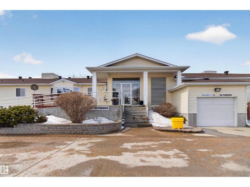 10502 101 Ave, Morinville, AB, T8R1V7 | Card Image