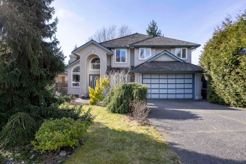 7881 154 St, Surrey, BC, V3S8R4 | Card Image