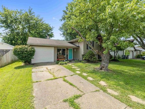 3212 Saratoga Dr, Evansville, IN, 47715-1560 | Card Image