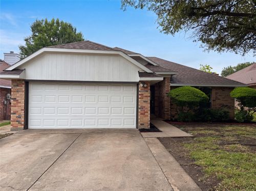 1502 Allen Dr, Cedar Hill, TX, 75104-1308 | Card Image
