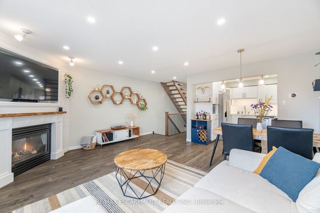 57 - 26 Moss Blvd, Condo with 3 bedrooms, 3 bathrooms and 1 parking in Dundas ON | Image 8