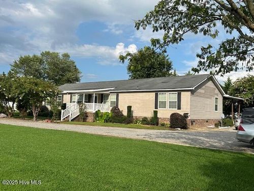 811 Low Ground Rd, Enfield, NC, 27823-8991 | Card Image