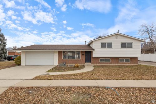 7437 S Ramanee Ct E, Midvale, UT, 84047 | Card Image