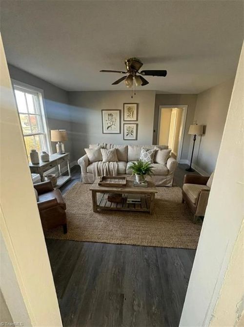 406 Fisher Ferry Street, Thomasville, NC, 27360 | Card Image