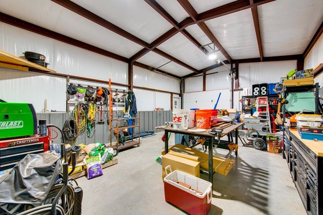 10408 E Midway Rd, House other with 4 bedrooms, 3 bathrooms and 4 parking in Big Spring TX | Image 55