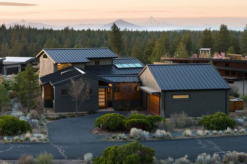 62665 Big Sage Way, Bend, OR, 97703-6786 | Card Image