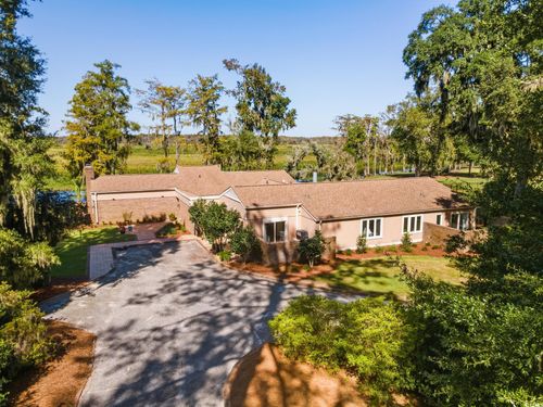 52 Trimmings Ct, Pawleys Island, SC, 29585-5207 | Card Image