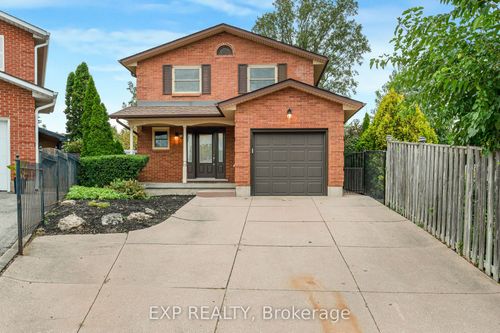 10 Donegel Pl, Hamilton, ON, L9A4Z6 | Card Image