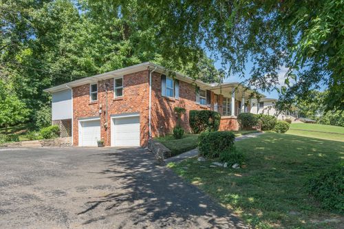 2724 Windemere Dr, Nashville, TN, 37214-1733 | Card Image