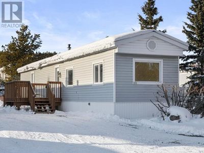 211MH - 200 Lobird Rd, House other with 2 bedrooms, 1 bathrooms and null parking in Whitehorse YT | Image 1